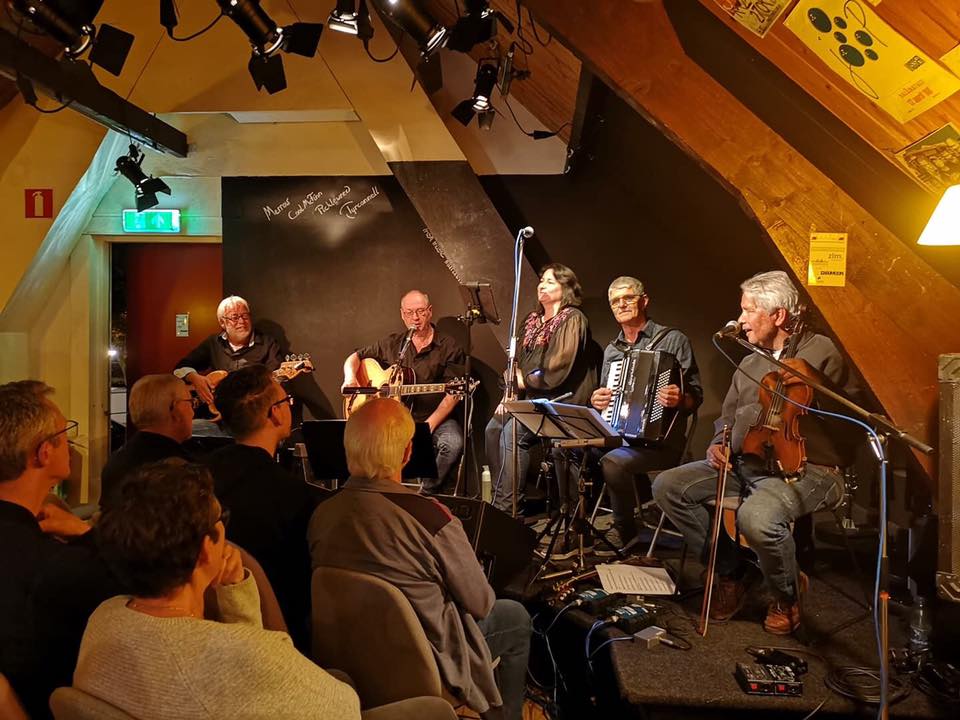 42708931_2139535922758661_1122230565957795840_n